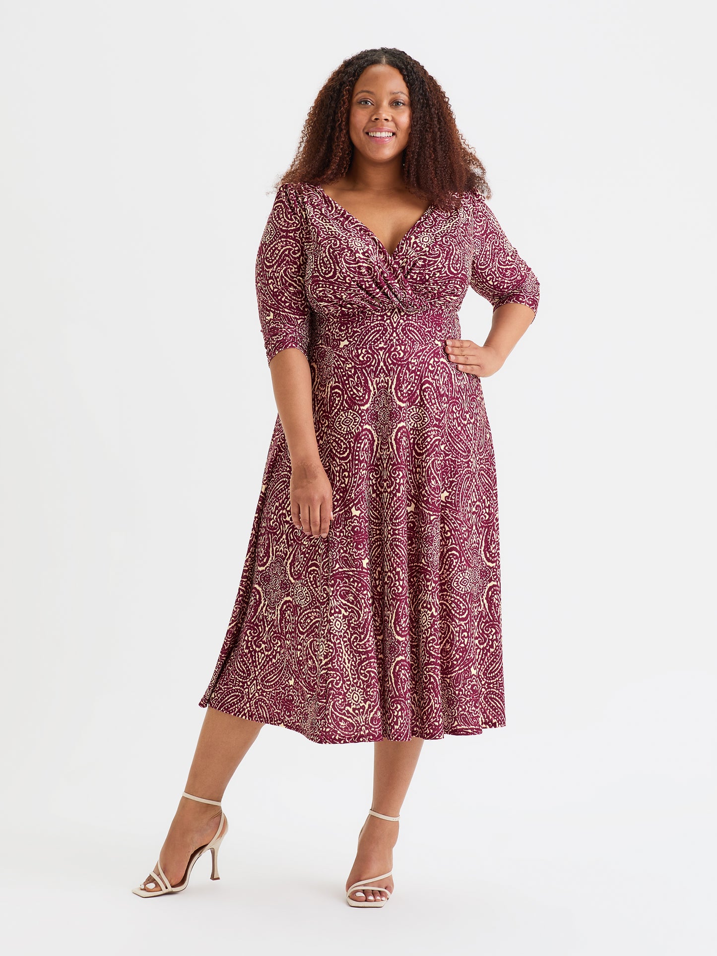 Midi dress for curvy best sale