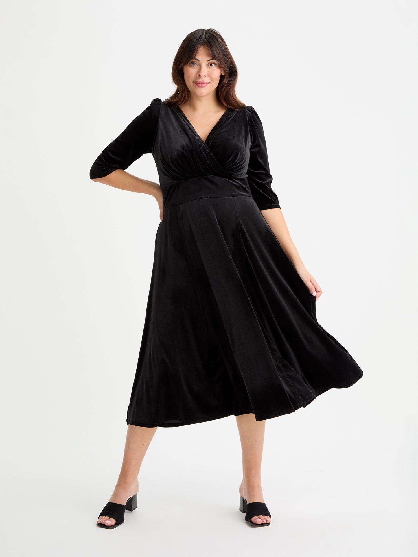Helena Velvet Black Midi Dress